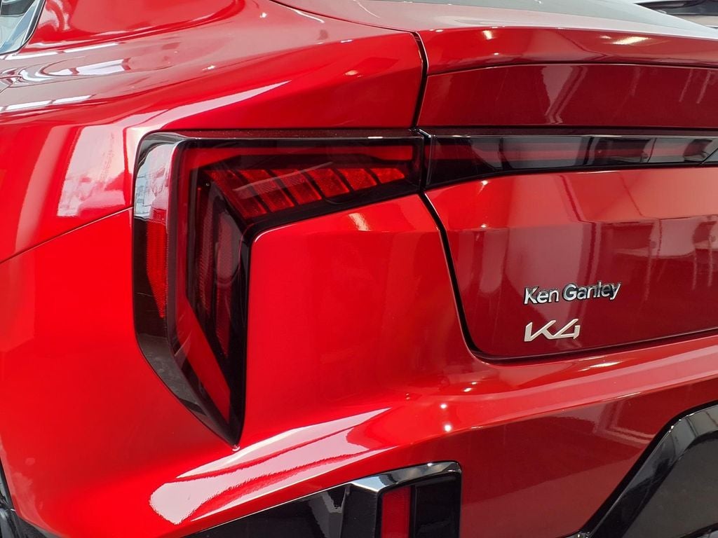 2025 Kia K4 GT-Line