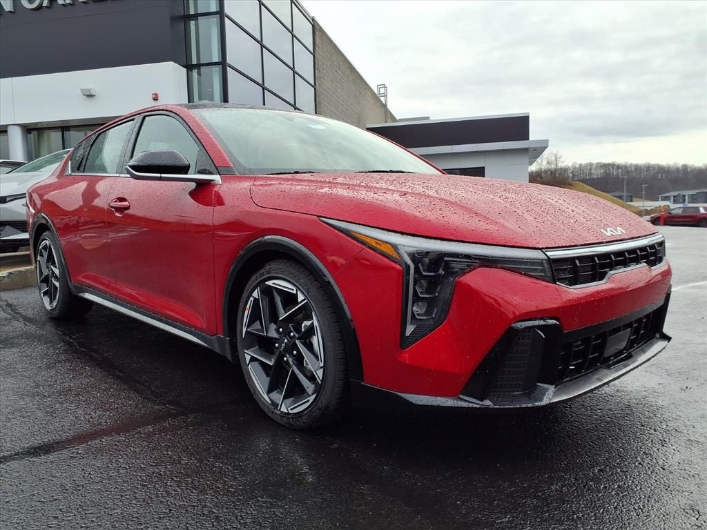 2025 Kia K4 GT-Line