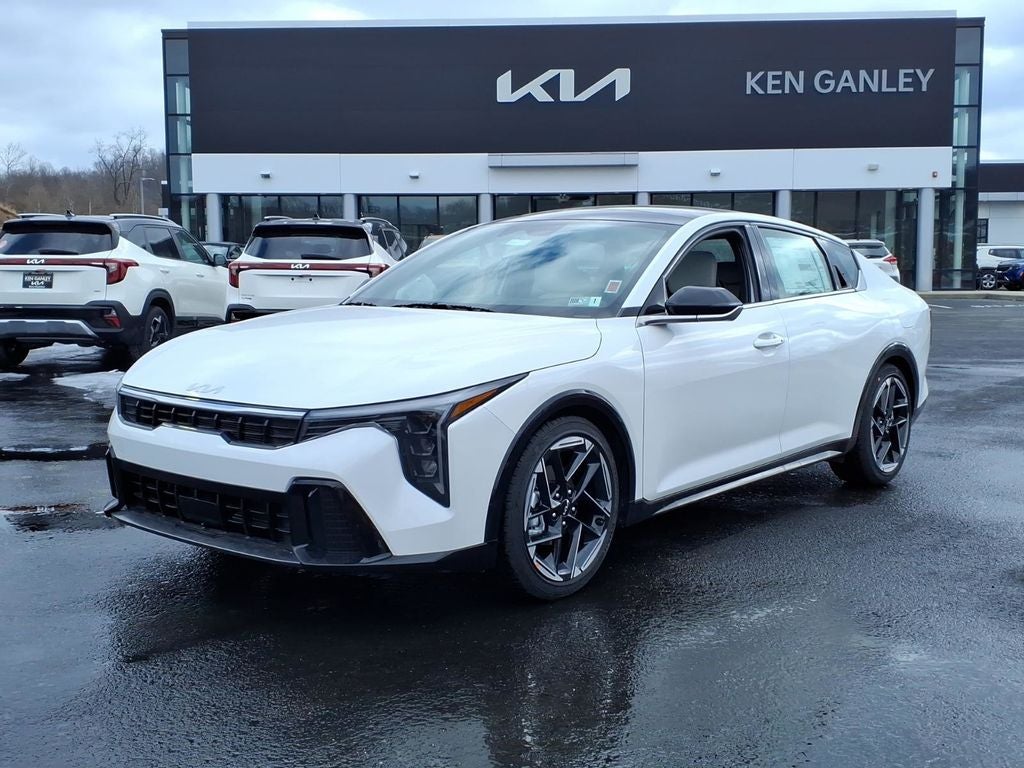 2026 Kia K4 GT-Line
