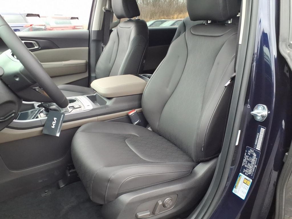 2026 Kia Carnival LXS