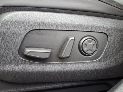 2024 Kia Carnival SX