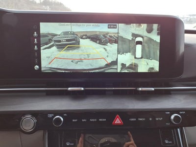 2024 Kia Carnival SX