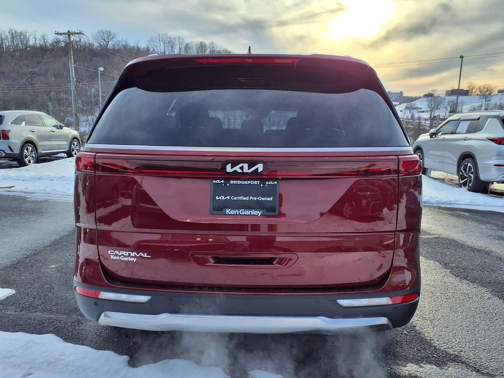 2024 Kia Carnival SX