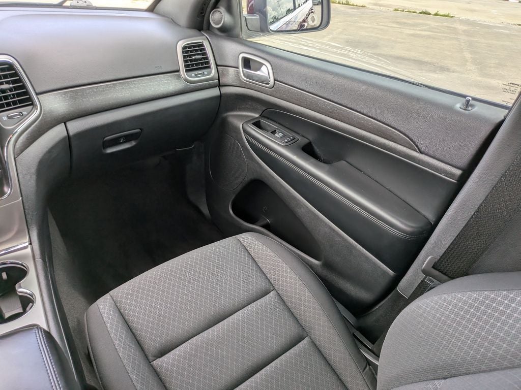 2018 Jeep Grand Cherokee Laredo