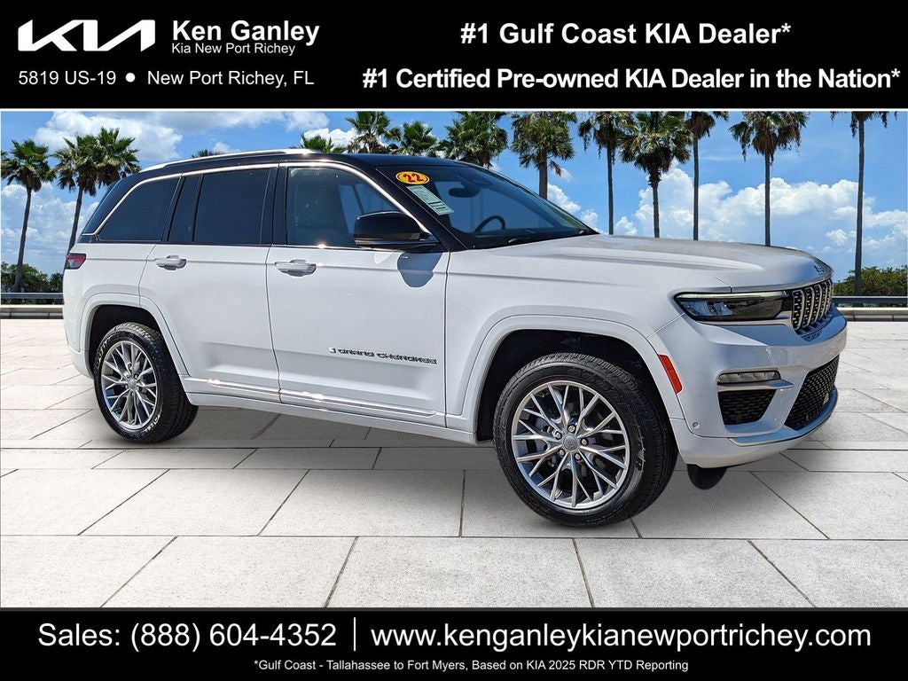 2022 Jeep Grand Cherokee Summit