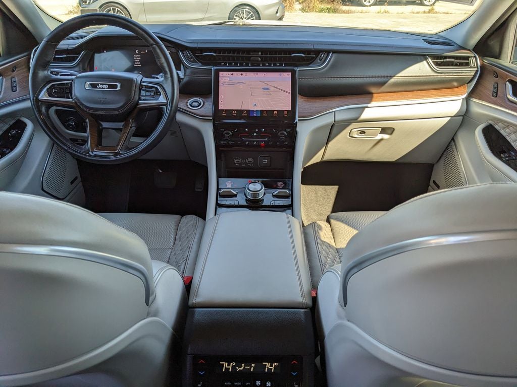 2022 Jeep Grand Cherokee Summit