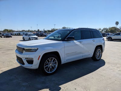 2022 Jeep Grand Cherokee Summit
