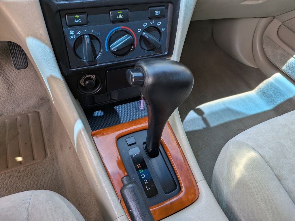 2003 Toyota Camry Solara SE