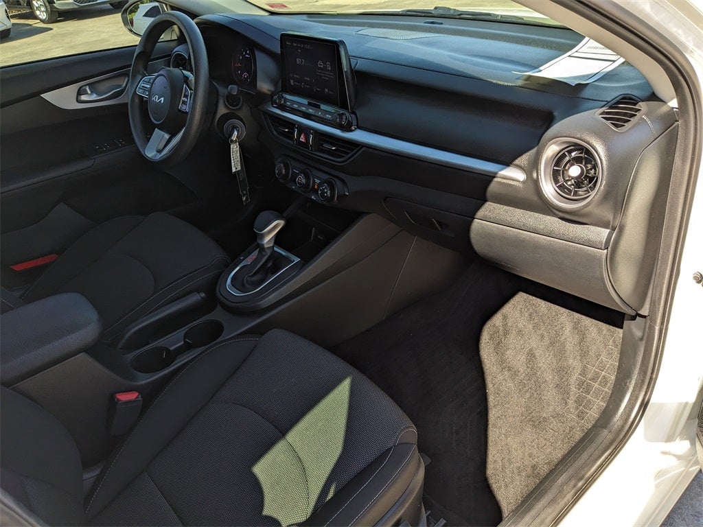 2023 Kia Forte LX