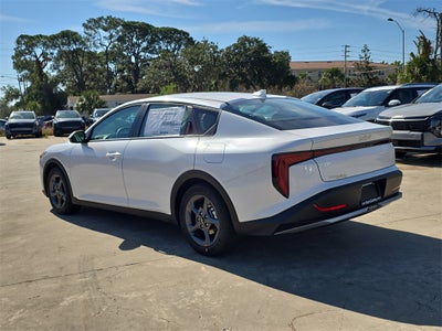 2025 Kia K4 LXS