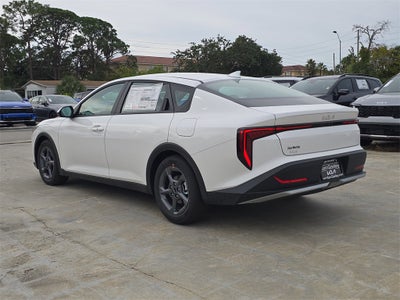 2025 Kia K4 LXS
