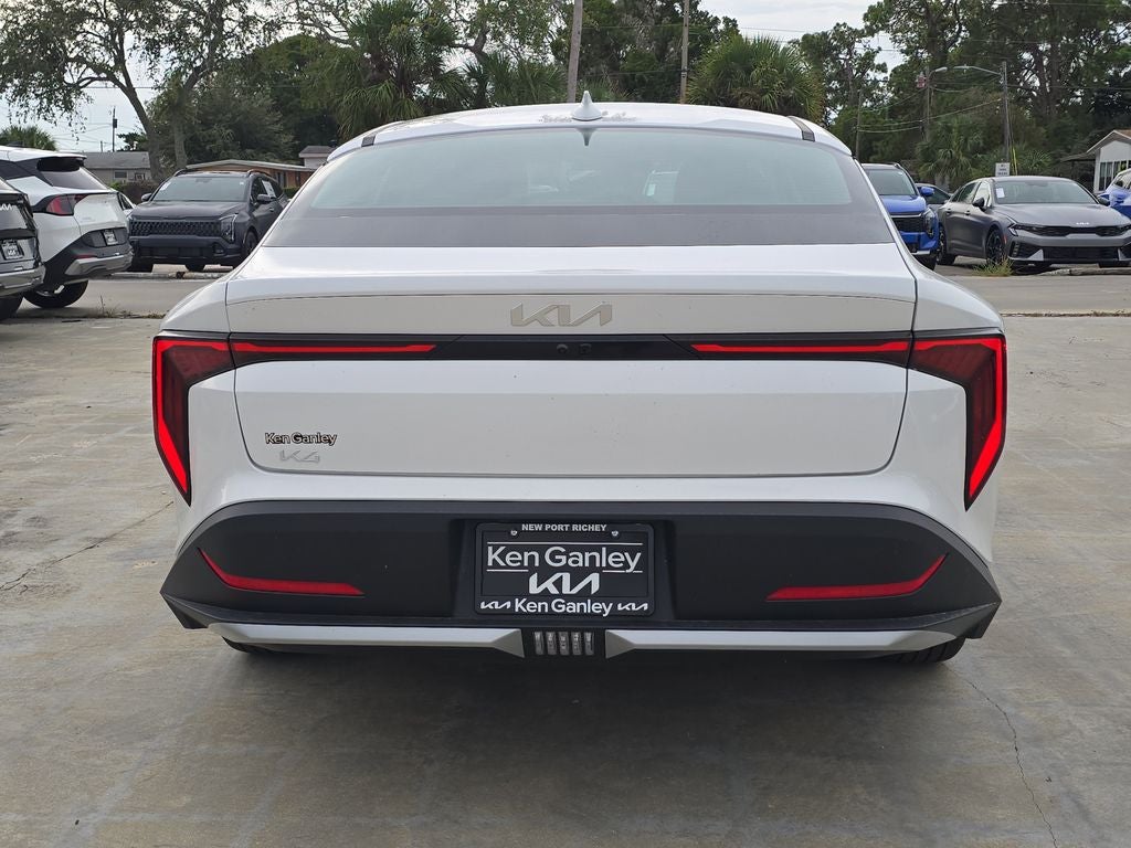 2025 Kia K4 LXS