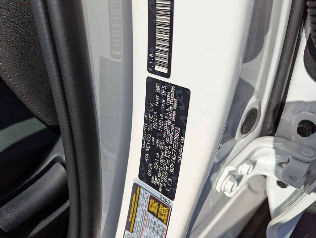 2026 Kia K4 LXS