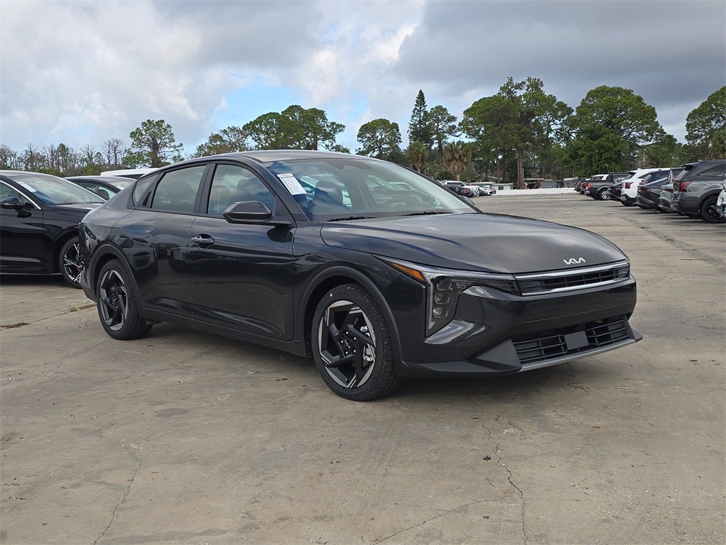 2025 Kia K4 EX