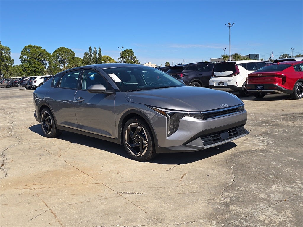 2026 Kia K4 EX