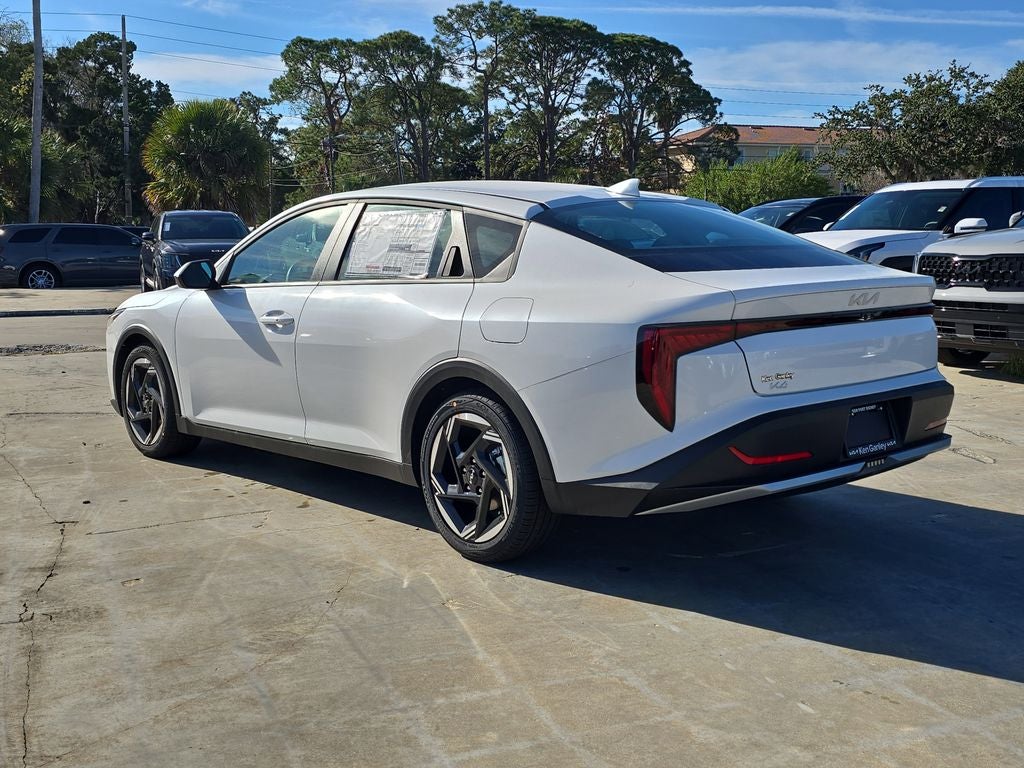 2025 Kia K4 EX
