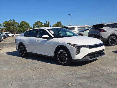 2026 Kia K4 EX