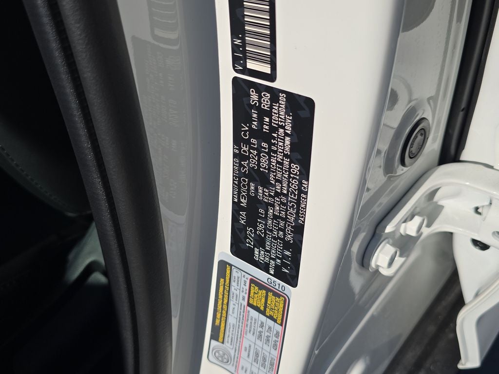 2026 Kia K4 EX