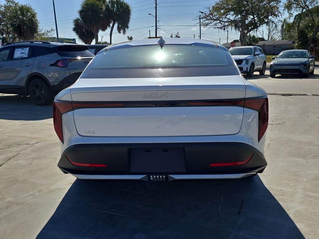 2026 Kia K4 EX