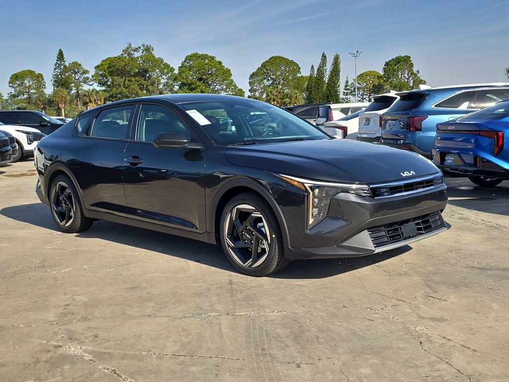 2025 Kia K4 EX