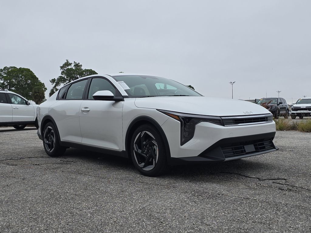 2025 Kia K4 EX