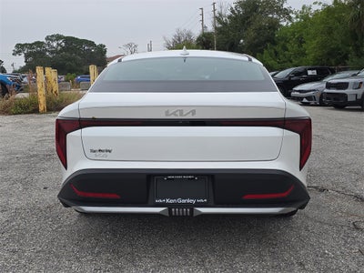 2025 Kia K4 EX