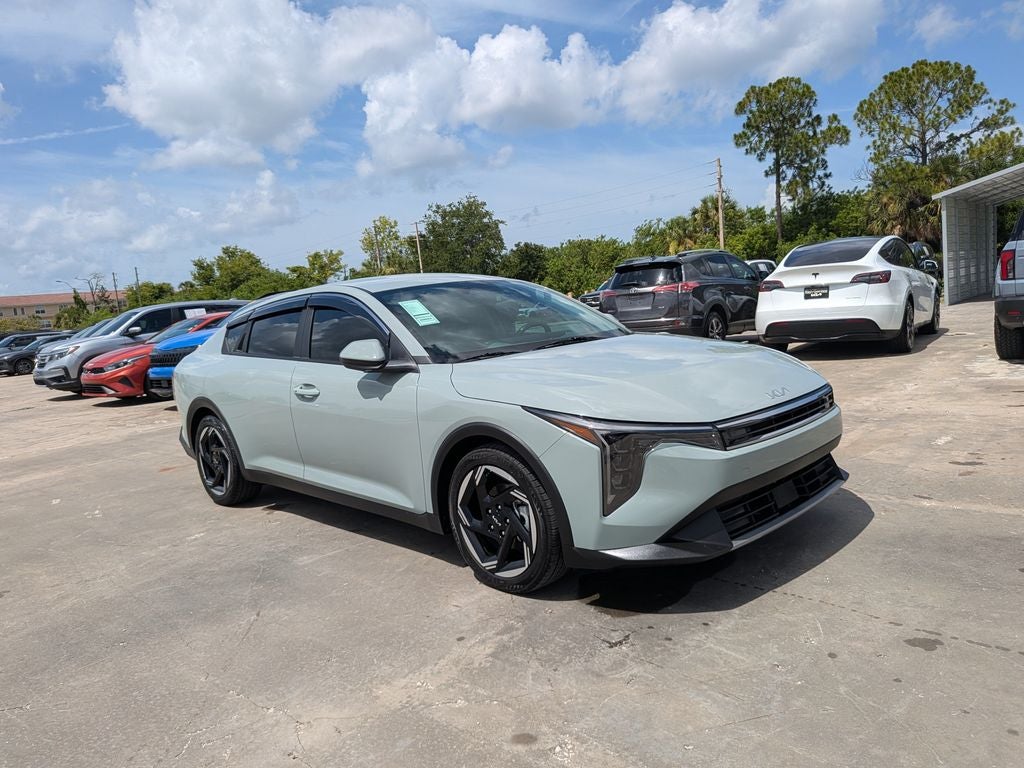 2025 Kia K4 EX