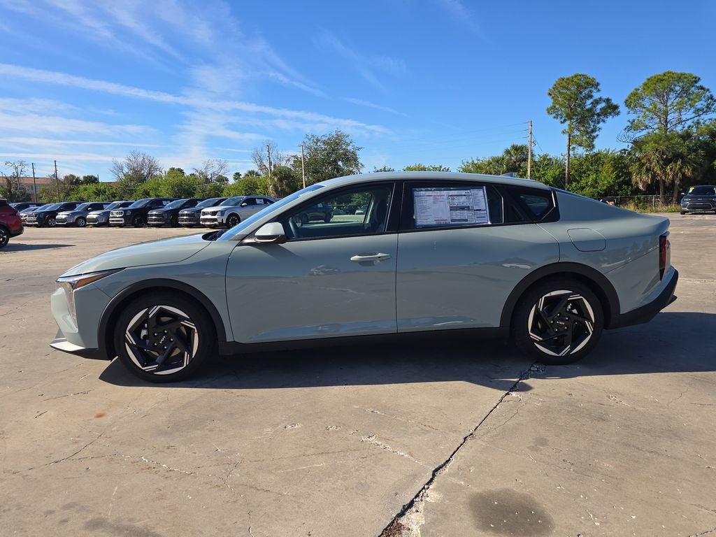 2025 Kia K4 EX