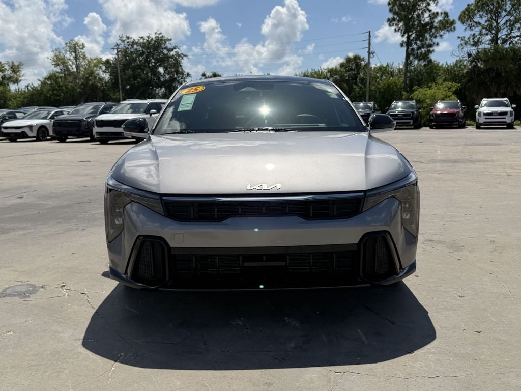 2025 Kia K4 GT-Line