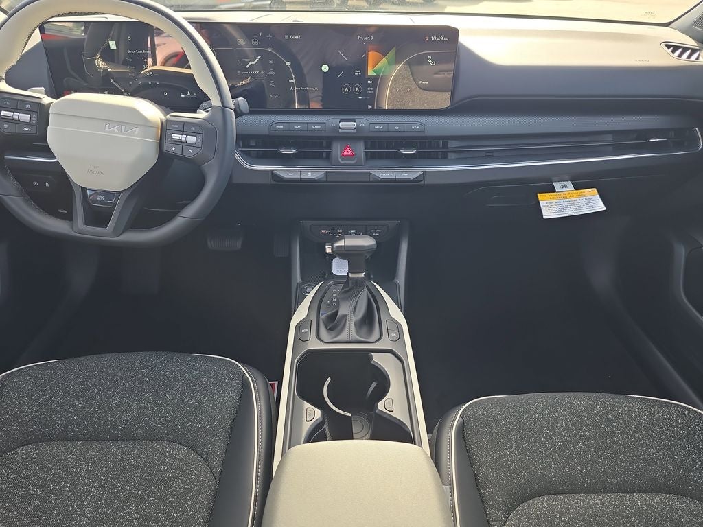 2025 Kia K4 GT-Line