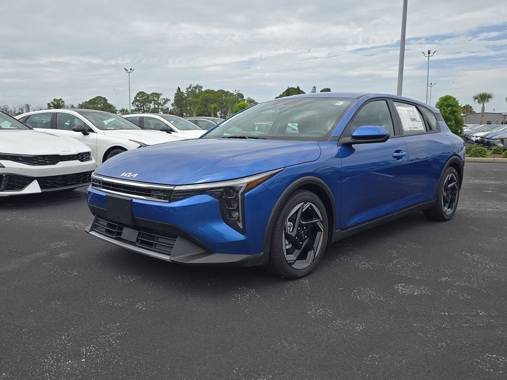 2026 Kia K4 EX