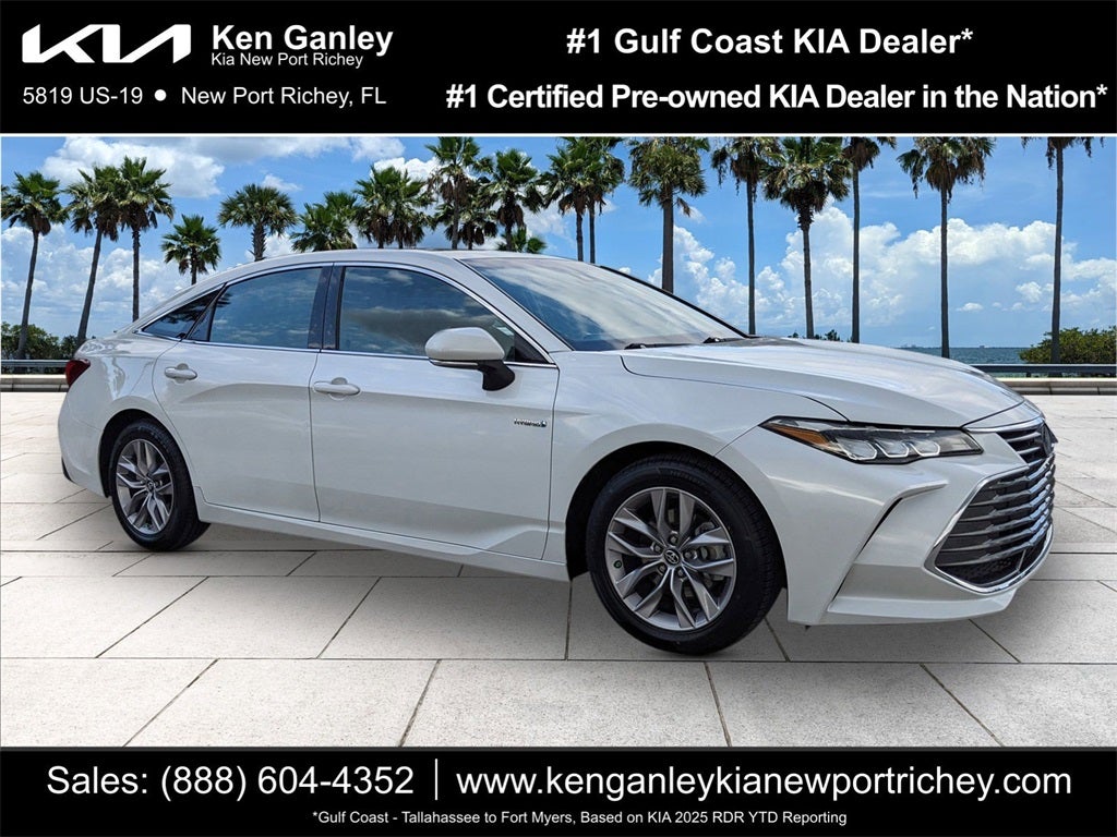 2019 Toyota Avalon Hybrid XLE Plus