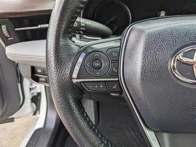 2019 Toyota Avalon Hybrid XLE Plus