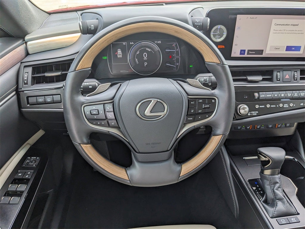 2024 Lexus ES 300h Luxury