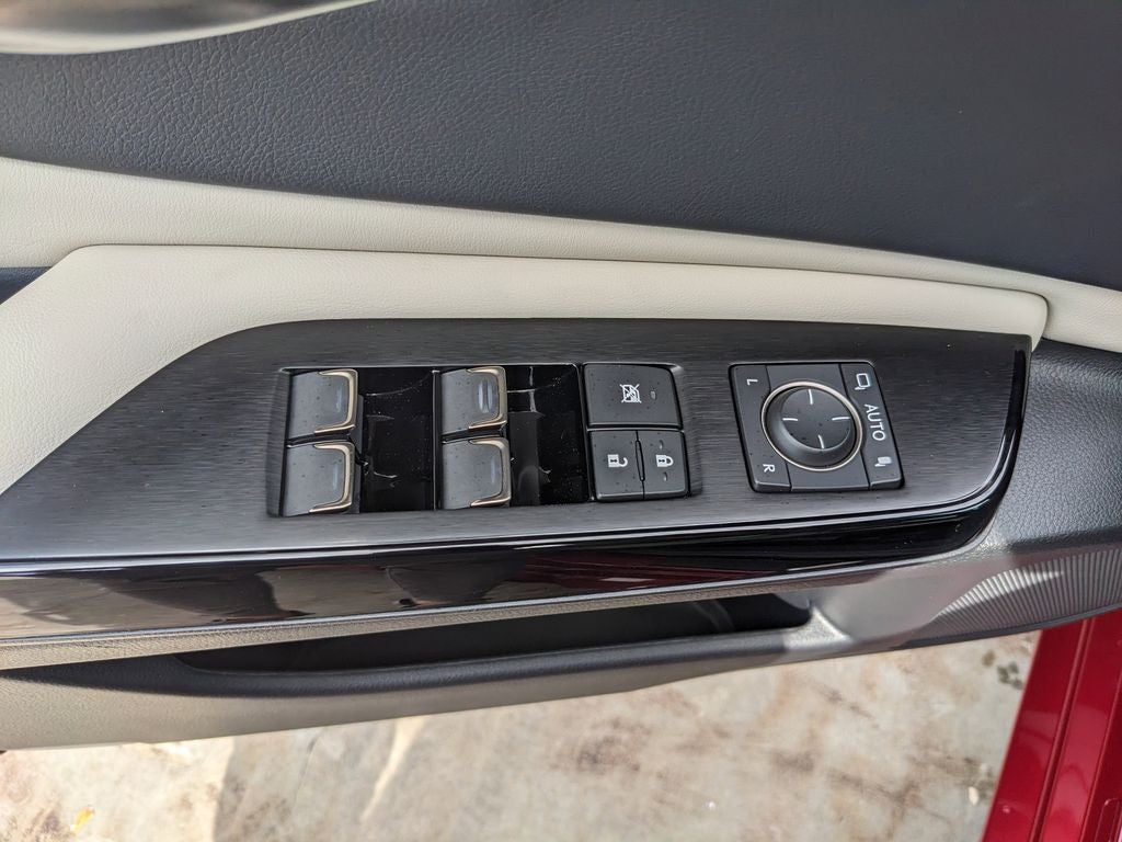 2024 Lexus ES 300h Luxury