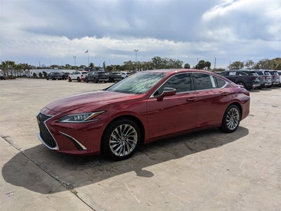 2024 Lexus ES 300h Luxury