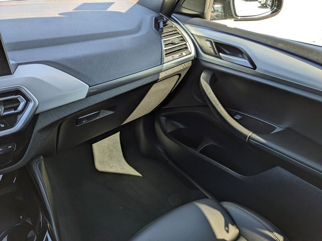 2025 BMW X4 xDrive30i