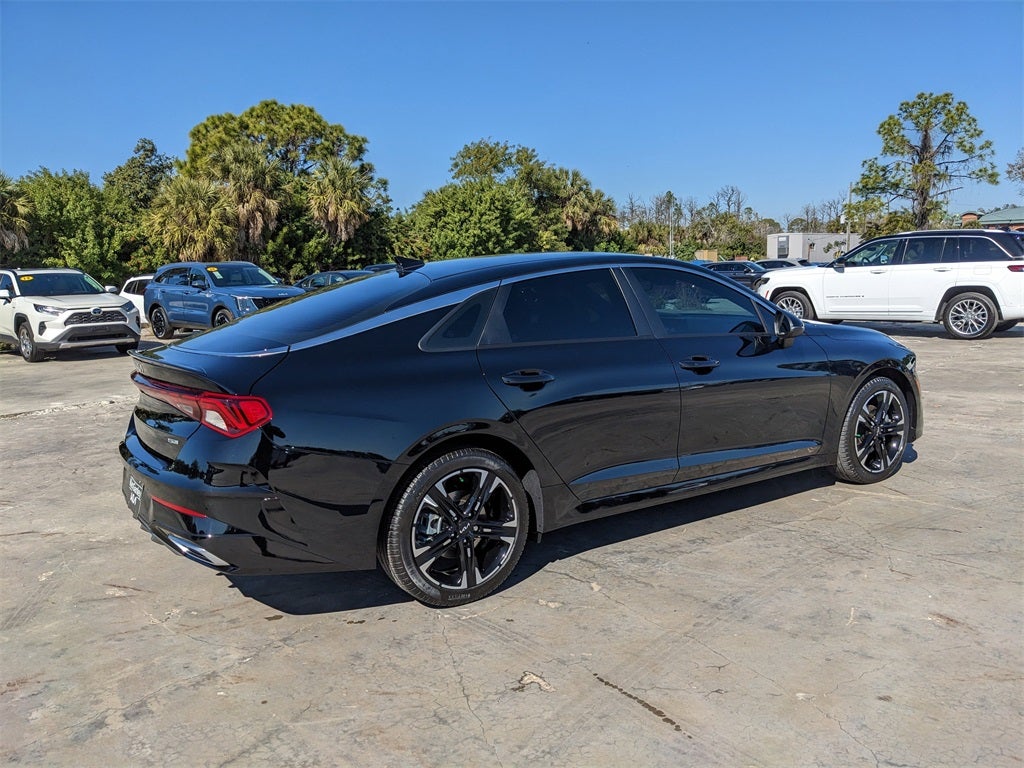 2024 Kia K5 GT-Line