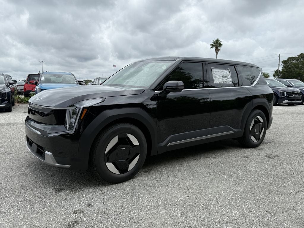 2026 Kia EV9 Light