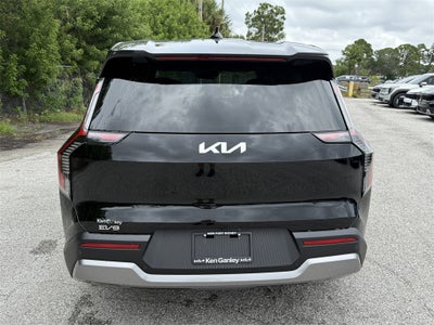 2026 Kia EV9 Light