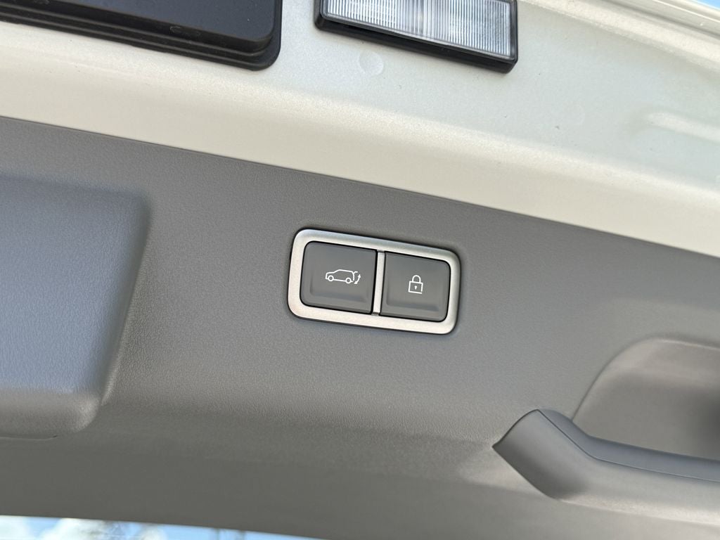 2026 Kia EV9 Light