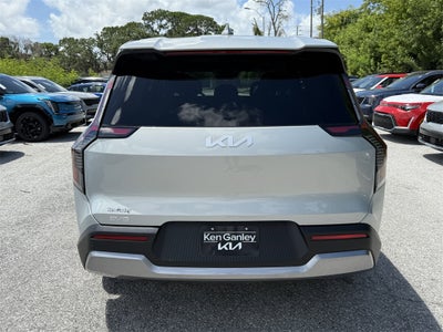 2026 Kia EV9 Light