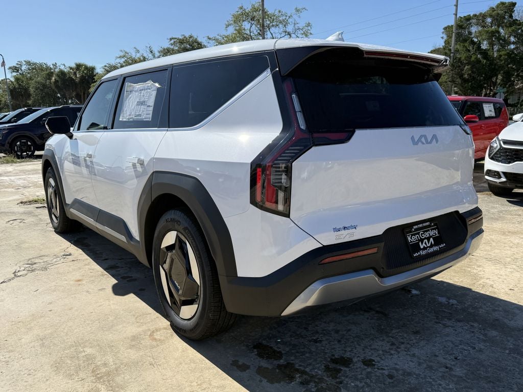 2026 Kia EV9 Light