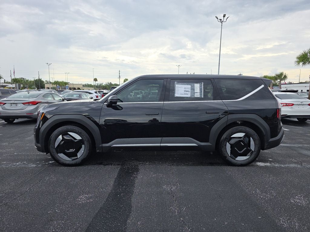 2026 Kia EV9 Light Long Range