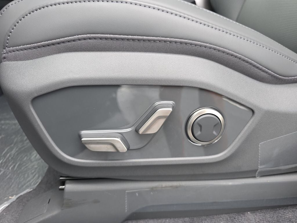 2026 Kia EV9 Light Long Range