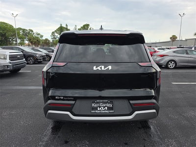 2026 Kia EV9 Light Long Range