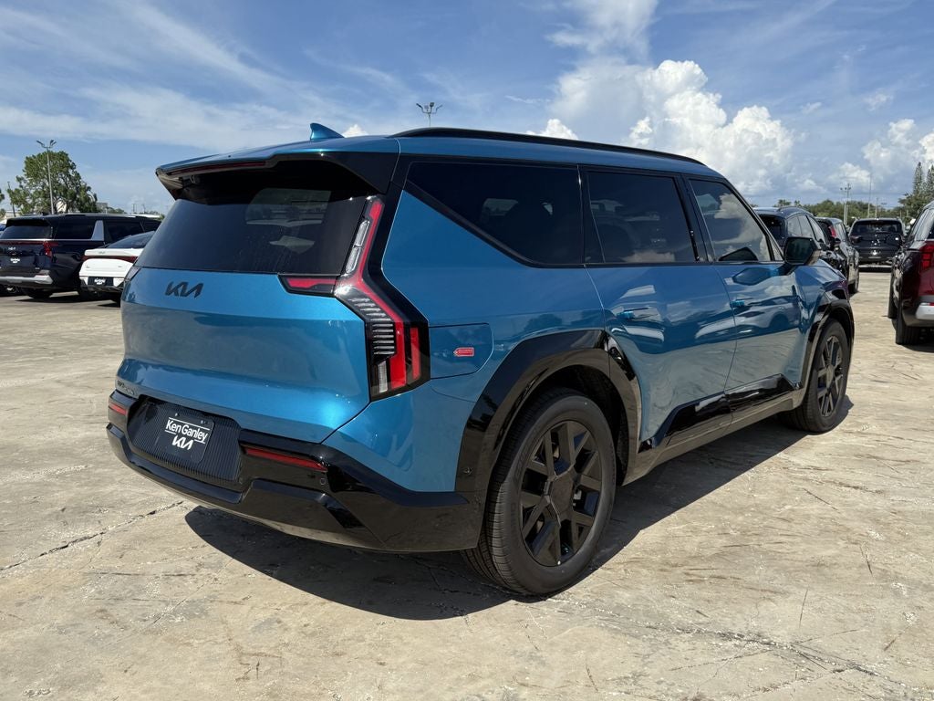 2026 Kia EV9 Land
