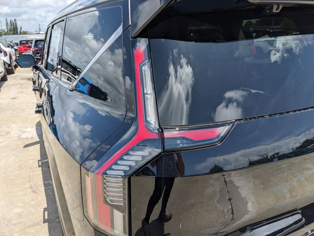 2026 Kia EV9 Land