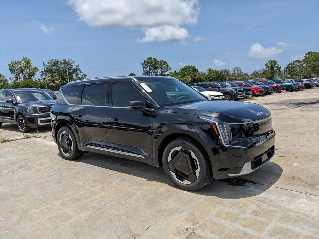 2026 Kia EV9 Land