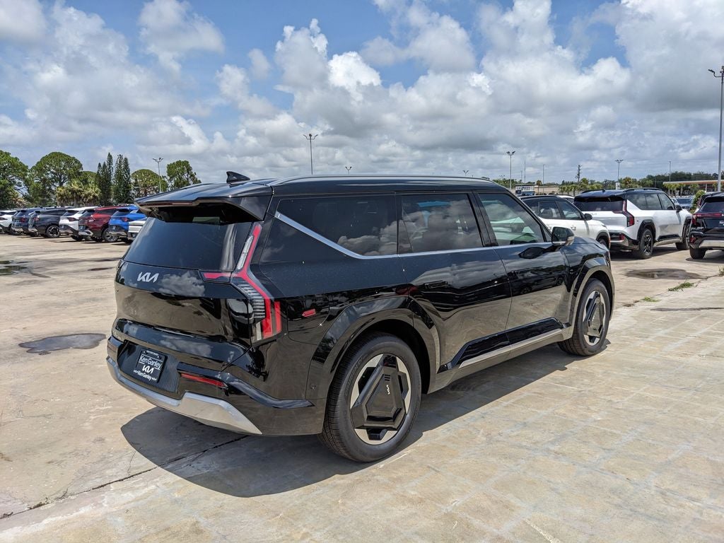 2026 Kia EV9 Land